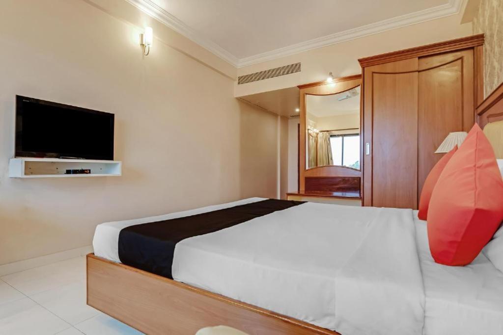 Hotel Devi Tower ซาเลม ภายนอก รูปภาพ